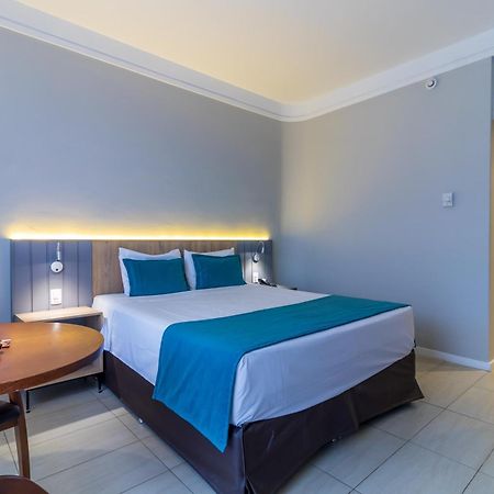 Parque Balneario Hotel Santos By Castelo Itaipava Ngoại thất bức ảnh A room at the hotel