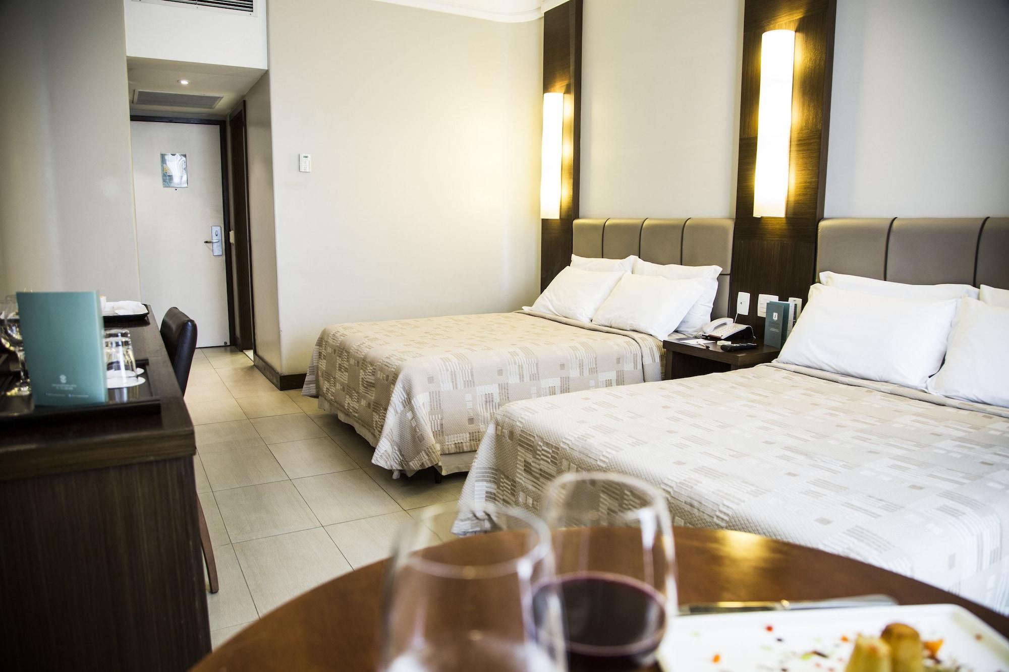 Parque Balneario Hotel Santos By Castelo Itaipava Ngoại thất bức ảnh A room at the hotel
