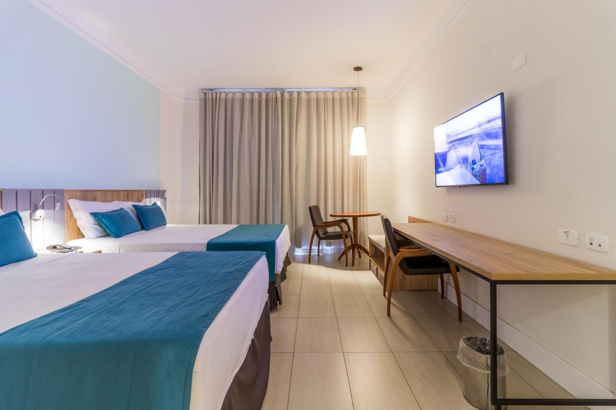 Parque Balneario Hotel Santos By Castelo Itaipava Phòng bức ảnh A room at the hotel