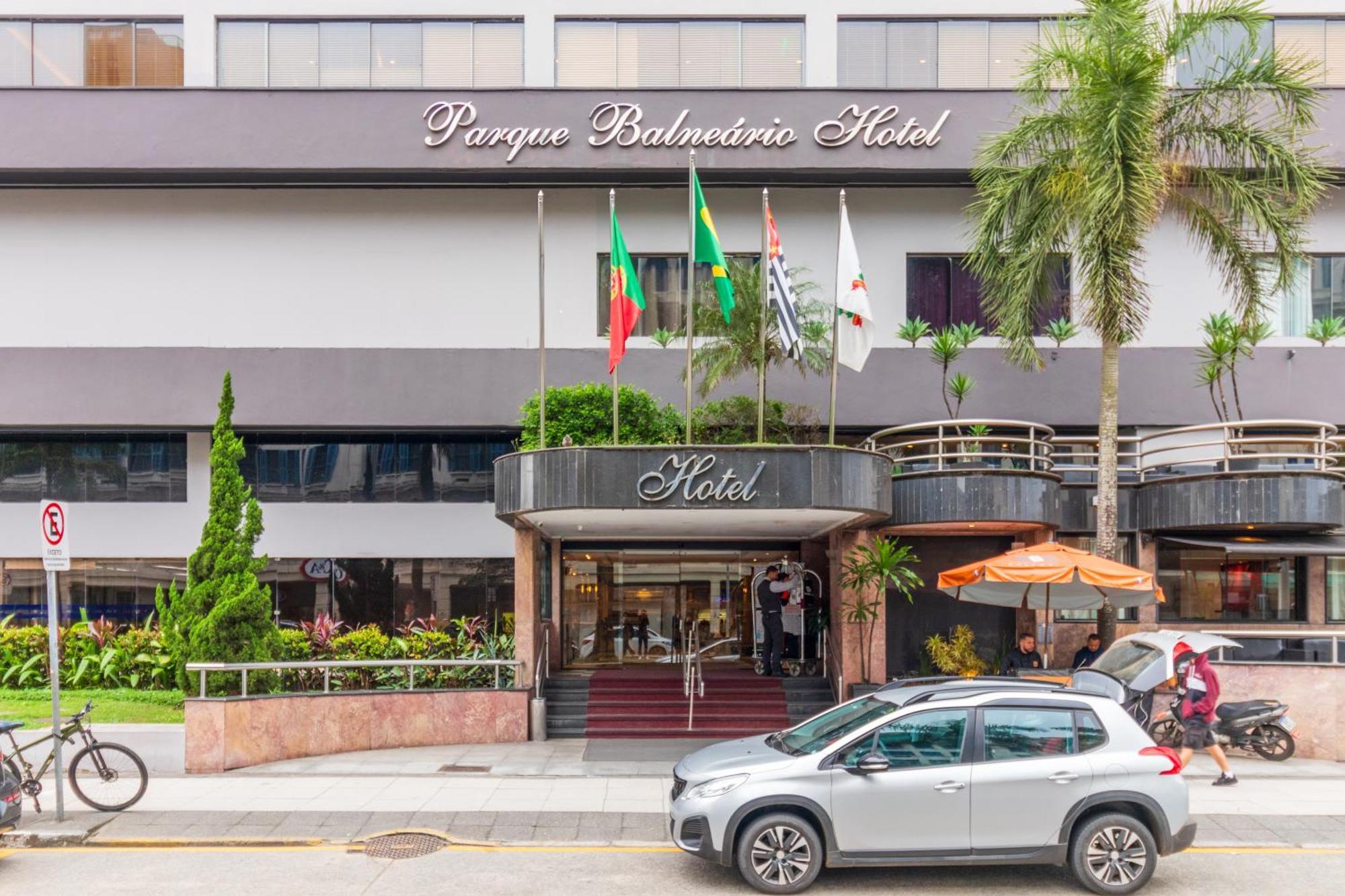 Parque Balneario Hotel Santos By Castelo Itaipava Ngoại thất bức ảnh Parque Balneario Hotel